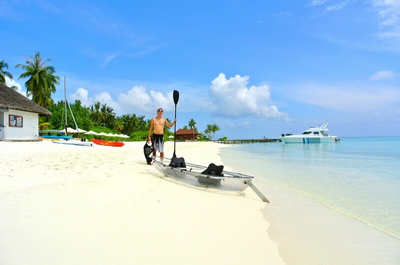 att göra på maldiverna - paddla kajak - kanot