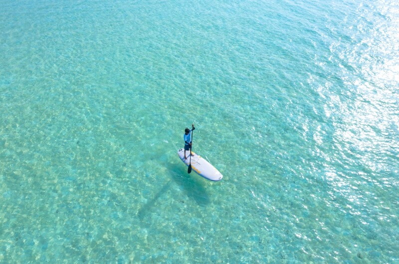 att göra på maldiverna - paddleboard