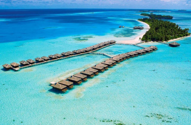 billiga hotell maldiverna - medhufushi island resort
