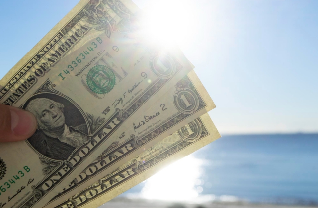 ta med kontanter usd maldiverna tips